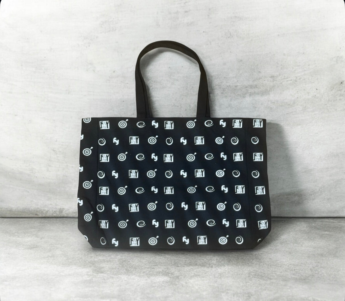The Found Yourself Tote
A map of the soul, carried with purpose.